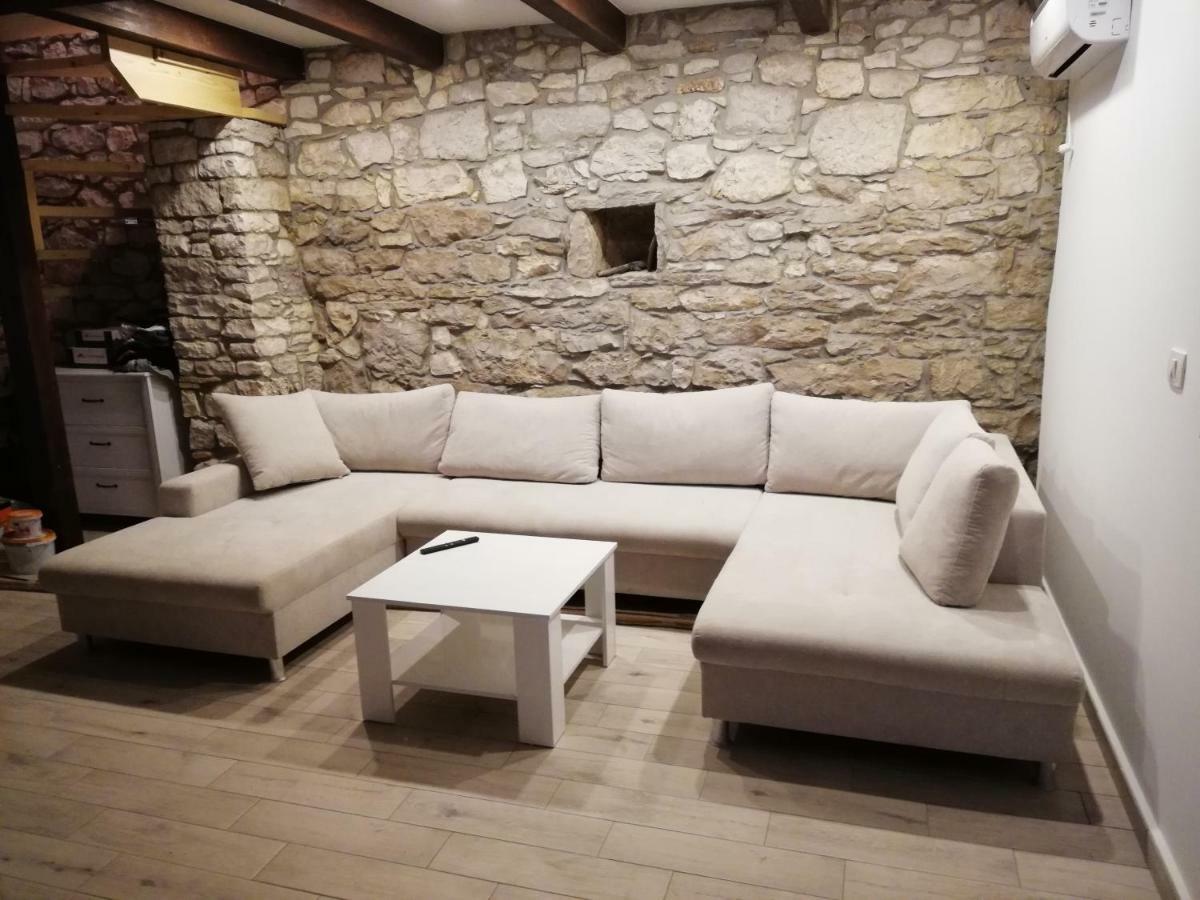 Villa Tailor'S House à Labin  Extérieur photo